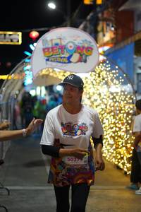 BIB: 5037
                            <button type="button" onclick="openModal(21830781)" class="btn btn-primary btn-sm float-right btn-popup" data-toggle="modal" data-target=".modal-high-quality">
                        <i class="fas fa-shopping-cart"></i> Add to Cart
                    </button>
                                            <button type="button" onclick="isThisMe(21830781, true)" class="btn btn-success btn-sm float-right btn-popup btn-isme hidden" data-toggle="tooltip" data-placement="bottom" title="นี่คือรูปของคุณใช่ไหม คลิกที่นี่เพื่อเอาเข้าอัลบั้ม">
                        <i class="fas fa-plus"></i> Add to album
                    </button>
                    <button type="button" onclick="isThisMe(21830781, false)" class="btn btn-warning btn-sm float-right btn-popup btn-isnotme hidden">
                        <i class="fas fa-ban"></i> Remove from album
                    </button>